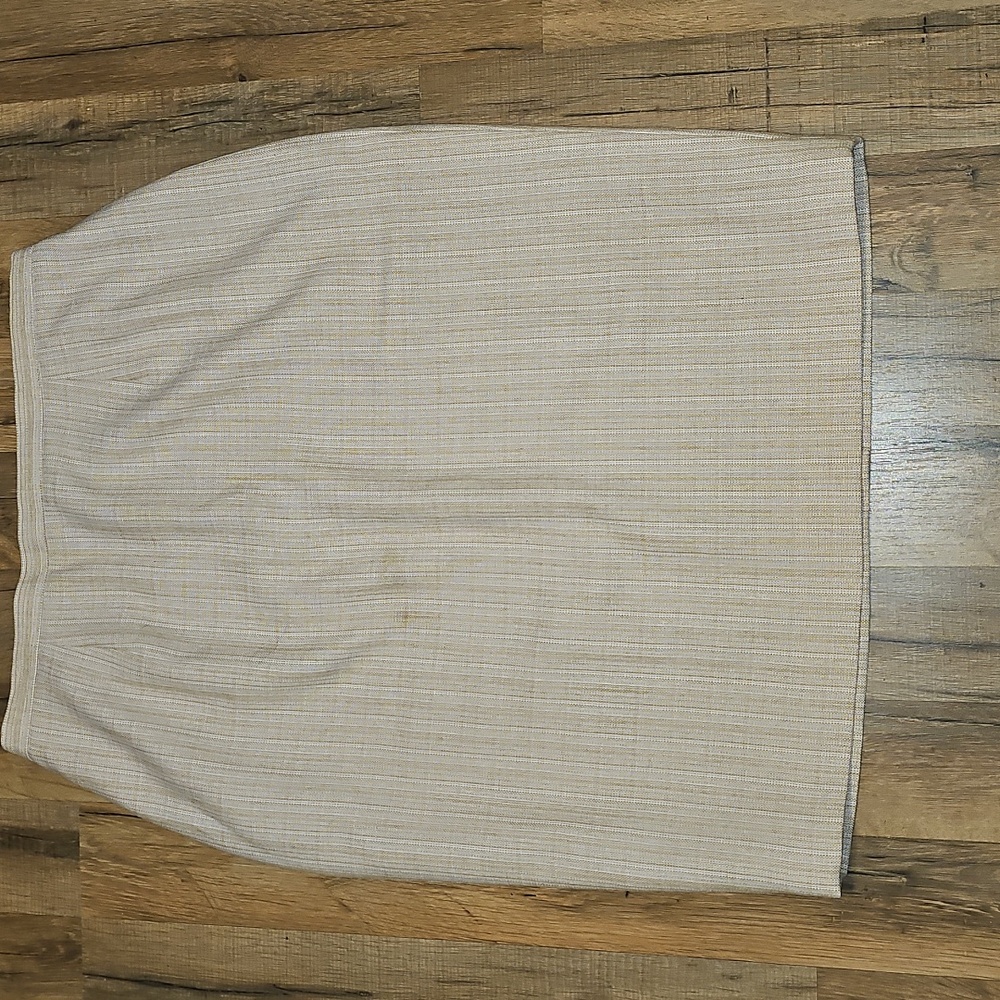 East 5th Blazer and Skirt Set Beige Size 16W - Picture 6 of 10
